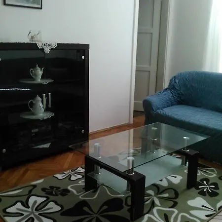 Apartment Dante Pula